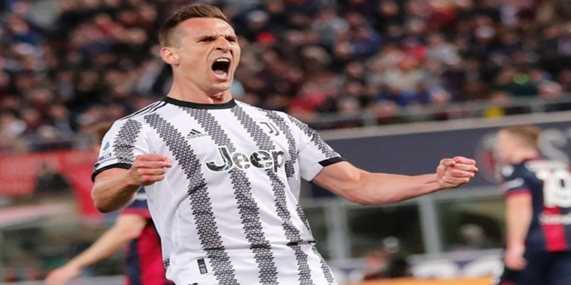 Cầu Thủ Arkadiusz Milik – Khởi Đầu Và Thăng Tiến Cực Tốt